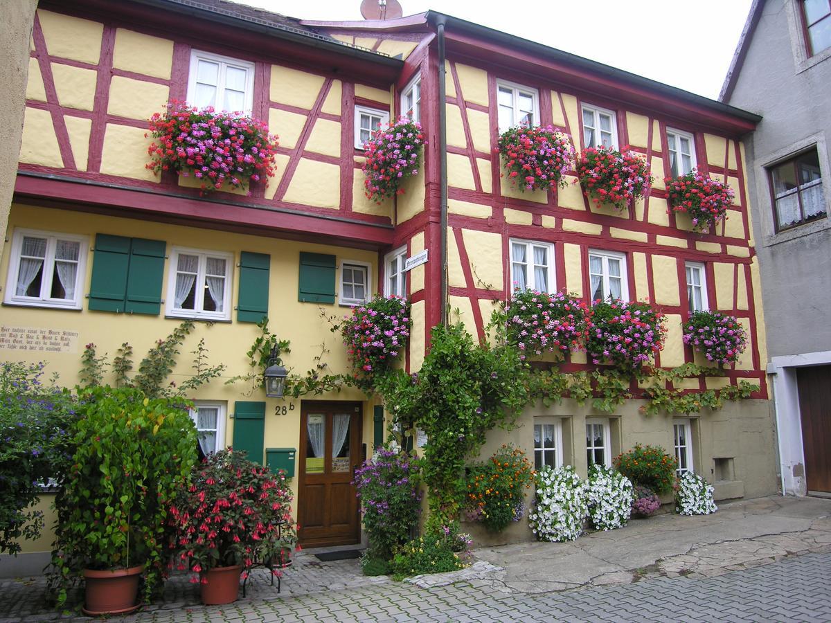"Am Klingentor Apartment Rothenburg ob der Tauber Exterior photo